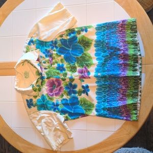 Hawaiian shirt - M -Brand: Ui-Maikai - flower and leaf print